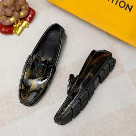 Picture of Louis Vuitton Shoes _SKULVsz38-45mnf0310111953